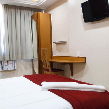 Capri Hotel Дуки-ди-Кашиас Экстерьер фото