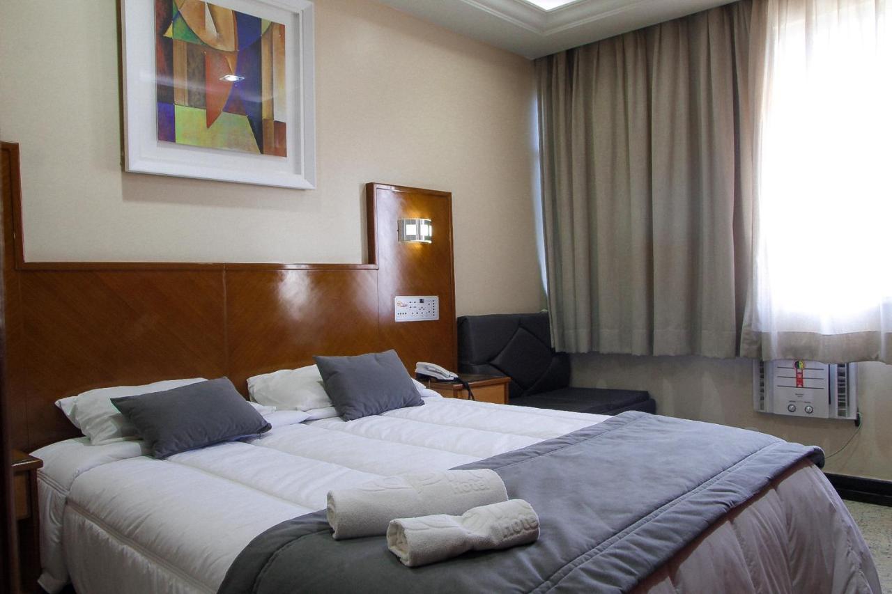 Capri Hotel Дуки-ди-Кашиас Экстерьер фото