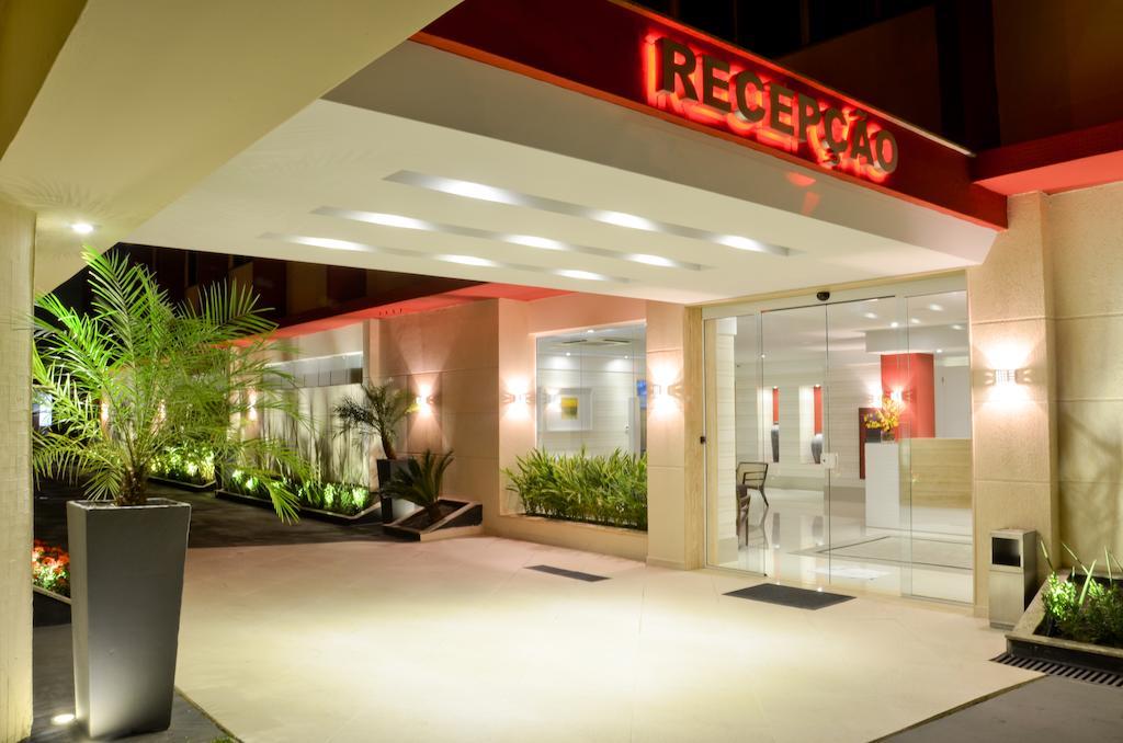 Capri Hotel Дуки-ди-Кашиас Экстерьер фото